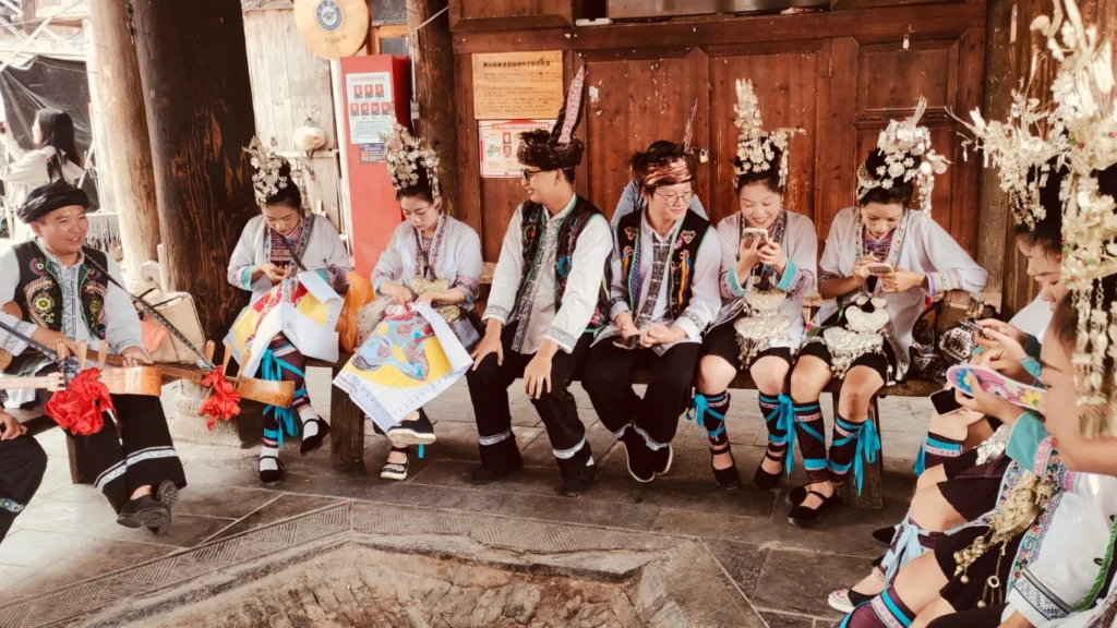 china-ethnic-group-travel-menu grupo de etnia Dong de China