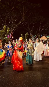 desfile de en Kuching capital de Borneo