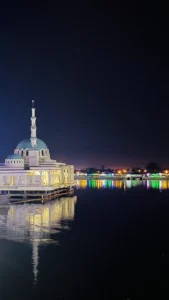 edificio musulman en la ciudad de Kuching Borneo