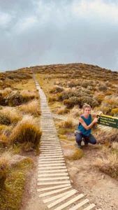 Imagen del camino de Pouakai Track de Nueva Zelanda